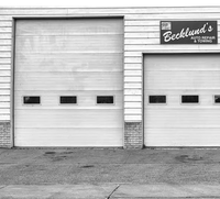 Porte de garage sectionnelle en acier thermolaqué Prima White, durable et isolée, pour maison, villa, garage