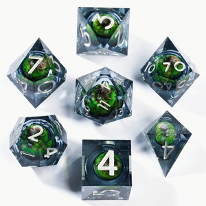 Juego de dados de globo ocular giratorio de núcleo líquido DND, relleno de núcleo líquido de resina, bordes afilados, juego de dados de dragón y mazmorra <span class=keywords><strong>D</strong></span> dados - Product Image 1