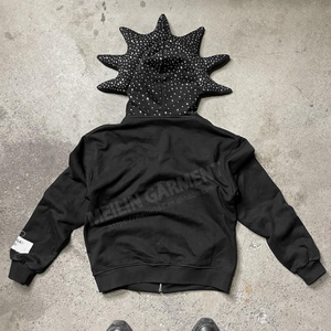 Hoodies personnalisés pour fabricants, style mode, entièrement zippés, avec strass, coupe oversize, fermeture éclair et patchs effet usé - Product Image 3
