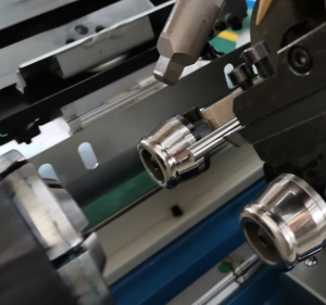 Ống thủy lực quay cuối tạo thành máy cho ống kim loại - Product Image 2