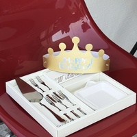 Ensemble de coupe-gâteaux et fourchettes à dessert biodégradables jetables avec assiettes, bougies et chapeaux de fête