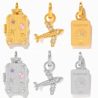 Pendentif de voyage en forme de valise d'avion et de passeport en acier inoxydable plaqué or 18 carats avec zircon, pour la création de bijoux DIY