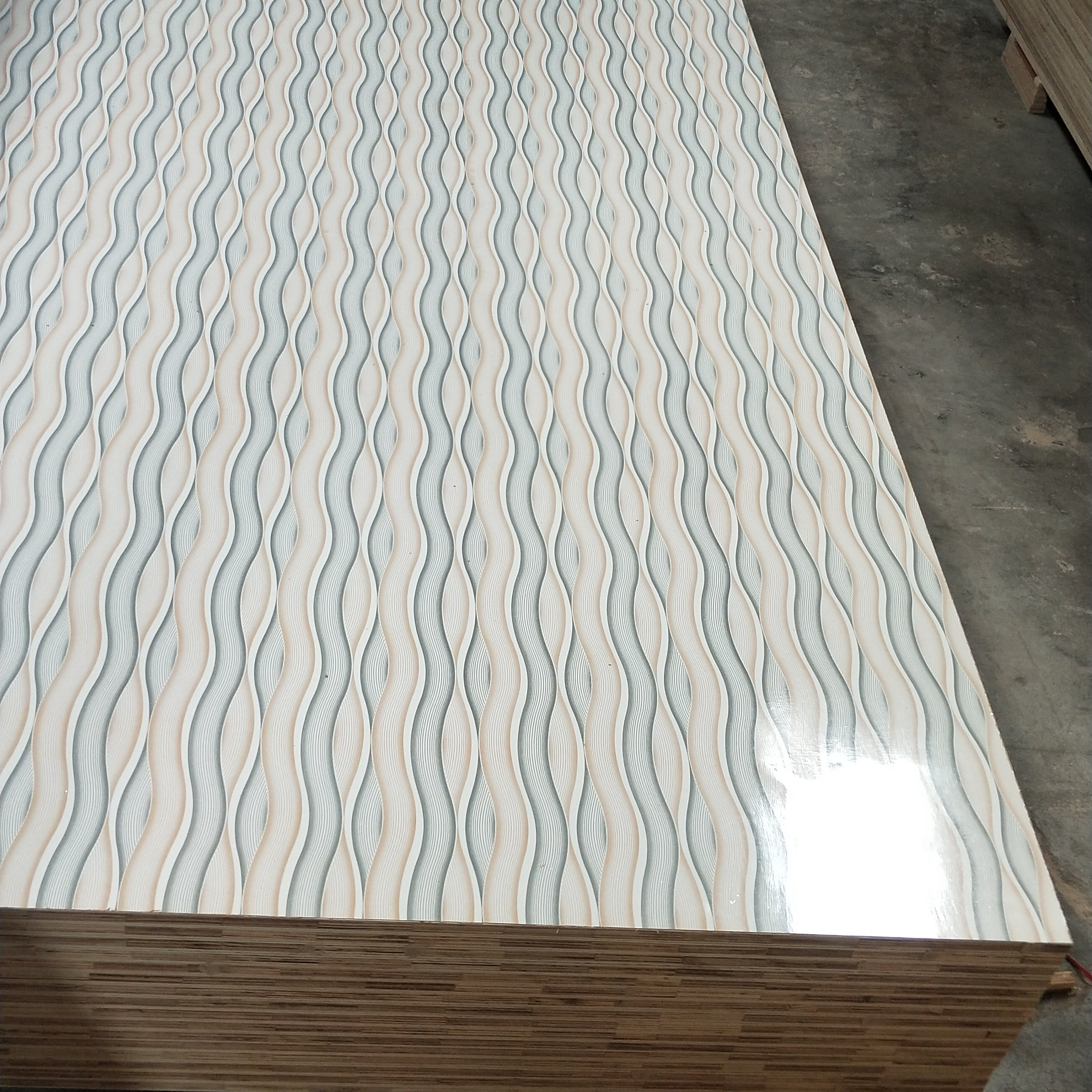 NEW Product Cheaper Price Melamine Board 12mm 15mm 18mm White Laminated Melamine MDF/Block Board Melamine Plywood For Furnituret