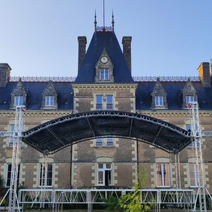 Nhà Máy Giá Tùy chỉnh hình dạng đám cưới giàn hiển thị vòng tròn và tam giác hình dạng đặc biệt hiển thị Giàn - Product Image 6