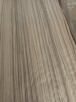Contreplaqué Commercial en Noyer Brésilien Pur Naturel, Noyau en Peuplier 18mm, Colle E0, Écologique, Qualité Supérieure pour la Construction