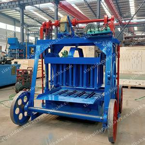 เครื่องทำบล็อคคอนกรีตแบบกลวงเครื่องทำอิฐซีเมนต์แบบเคลื่อนที่ได้ - Product Image 3