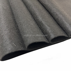 Rollo de fieltro de poliéster negro de 1mm <span class=keywords><strong>para</strong></span> textiles <span class=keywords><strong>para</strong></span> el hogar, revestimiento de cuero, tapicería, sensación suave y rígida <span class=keywords><strong>para</strong></span> <span class=keywords><strong>muebles</strong></span>, sofás artesanales hechos de PU - Product Image 2