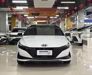 Oferta Especial: Hyundai <span class=keywords><strong>Elantra</strong></span> <span class=keywords><strong>2022</strong></span>, Sedán Coreano, 1.5L, 20.º Aniversario, CVT Automático, Configuración Completa, Exportación desde Puerto de Cotonú - Product Image 2