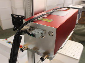 로고 및 QR 코드에 적합한 산업용 UV 레이저 마킹 머신 캐비닛 탁상 디자인 내구성 및 고화질 출력 - Product Image 6