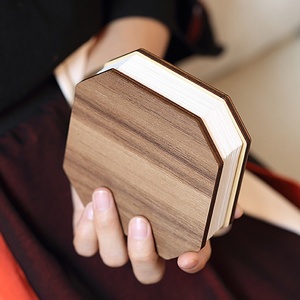 Produits les plus vendus 2025 brevets exclusifs accordéon intelligent lampes rechargeables USB Rechargeable couverture en bois veilleuse lumières - Product Image 5