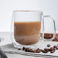 Vente en gros en usine Tasse à café en verre simple et classique à double couche isolante thermiquement
