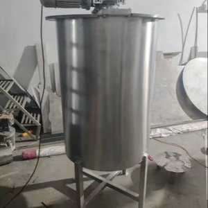 Cuve de mélange en acier inoxydable avec agitateur monté sur le dessus pour les applications de traitement des produits chimiques liquides et alimentaires - Product Image 1