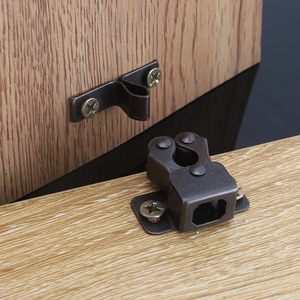 Cierre Magnético para Puerta Xinshengfa, Material de Hierro, para Puertas de Armario, Estilo Moderno y Simple - Product Image 2