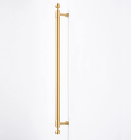 Poignées en laiton sur mesure pour portail antique et porte principale