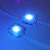 Lumières de Gouttière LED RVB Étanches IP67 Lumières Ponctuelles Télécommande Intelligente Décorations de Fête de Noël Extérieures