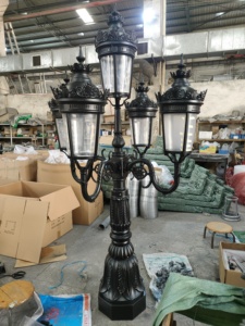 Lámpara de Patio LED Moderna de Lujo, Fabricada en Aluminio Fundido, IP65 Impermeable y de Ahorro de Energía - Product Image 3