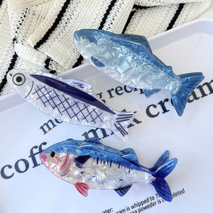 Neues Design Kreative Modische Niedliche Meeresfisch-Sardinen-Hai-Acryl-Haarklammer für Damen Haaraccessoire Party-Geschenk im Großhandel - Product Image 3