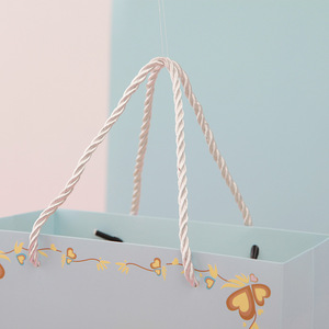 Bolsa <span class=keywords><strong>de</strong></span> Regalo <span class=keywords><strong>para</strong></span> Fiestas Infantiles con Logotipo Personalizado, Estampado Dorado, Borde <span class=keywords><strong>de</strong></span> Corazón, Asa <span class=keywords><strong>de</strong></span> Cuerda, Bolsa <span class=keywords><strong>de</strong></span> Mano <span class=keywords><strong>para</strong></span> Bodas - Product Image 6
