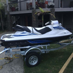 <strong>China</strong> <strong>Made</strong> 1300cc Gasoline Powered 4-stroke Water Cooling 3-person Speed 60km/h Mini <strong>Jet</strong> Boat Water <strong>Jet</strong> <strong>Skis</strong> Motorboat for Sale - Product Image 4