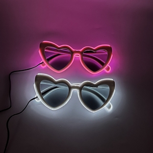Occhiali da sole rosa alla moda per feste di capodanno, - Product Image 3