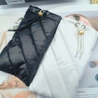 Pochette à lunettes de soleil tendance en duvet doux avec cordon de serrage et fermeture éclair, logo personnalisable, haute qualité, marque Anhong, modèle P094, couleur unie