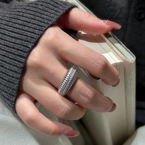 S925 Pure Silver Micro-Inlaid Zircon Ring Niche Design Light Luxury & Vintage Style Simple Fashionable Personalized Curved Bag - Product Image 2