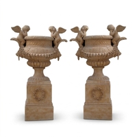 Urne décorative en marbre, pot de fleurs sculpté, vase de jardin, ornement extérieur paysager avec deux anges pour villa