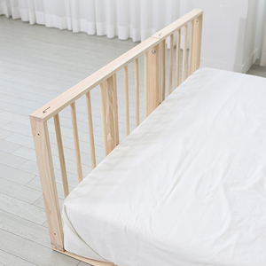 Barrière de lit bébé en cyprès Hinoki 900 mm, montage facile, bois naturel, anti-chute, barrière de sécurité pour chambre d'enfant - Product Image 5