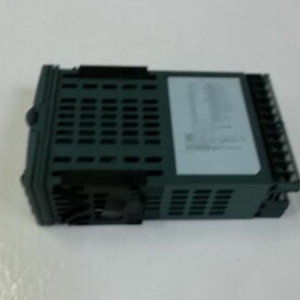 Contrôleur de process Eurotherm original et neuf 2408 2408F/CC/VL/RD/XX/TK/RF/PB/XX/GER/XXXXXX OEM - Product Image 6