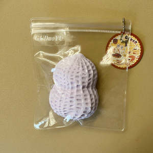 ขายตรงจากโรงงาน ของเล่นบีบซิลิโคนรูปถั่วลิสงขนาดใหญ่เหมือนจริง บรรเทาความเครียดสำหรับทุกวัย - Product Image 3