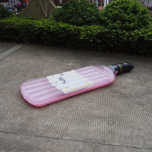 Cavaliere gonfiabile su ordinazione del galleggiante dello stagno <span class=keywords><strong>di</strong></span> forma della bottiglia del galleggiante dello stagno della bottiglia <span class=keywords><strong>di</strong></span> vino della <span class=keywords><strong>rosa</strong></span> per adulti e bambini - Product Image 5