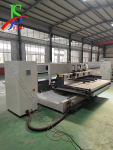 Routeur CNC entièrement automatique pour le travail du bois, directement de l'usine, pour la découpe efficace du MDF, machine à découper le bois pour les portes et les armoires de meubles - Product Image 2