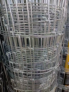 Pagar lapangan permainan pagar kawat anyam simpul persegi tugas berat ramah lingkungan pagar lapangan 10*10cm pagar lapangan kuda - Product Image 4