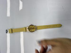 Montre à quartz analogique pour femme avec bracelet en cuir, cadran à chiffres romains, montre élégante et tendance, boîtier rond de 30 mm - Product Image 3