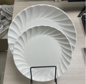 Ensemble d'assiettes pour mariage, vaisselle pour banquet d'hôtel, ensemble d'assiettes plates pour dîner avec motif de fleurs rondes blanches bon marché, ensemble d'assiettes de restaurant personnalisées - Product Image 3