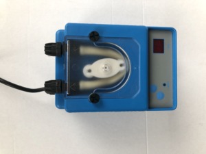 Fabriqué en Italie, contrôleur de pH rapide de type MP2, pompe péristaltique, système de dosage pour la purification de l'eau de piscine - Product Image 4