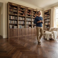 Parquet en bois d'ingénierie en chêne russe de qualité supérieure, couleur personnalisée, 14 mm, multicouche, chevrons, pour salon