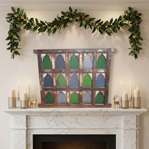 Panneau mural vintage en bois récupéré, avec cadre en treillis multi-grilles en verre texturé multicolore, fait main - Product Image 4