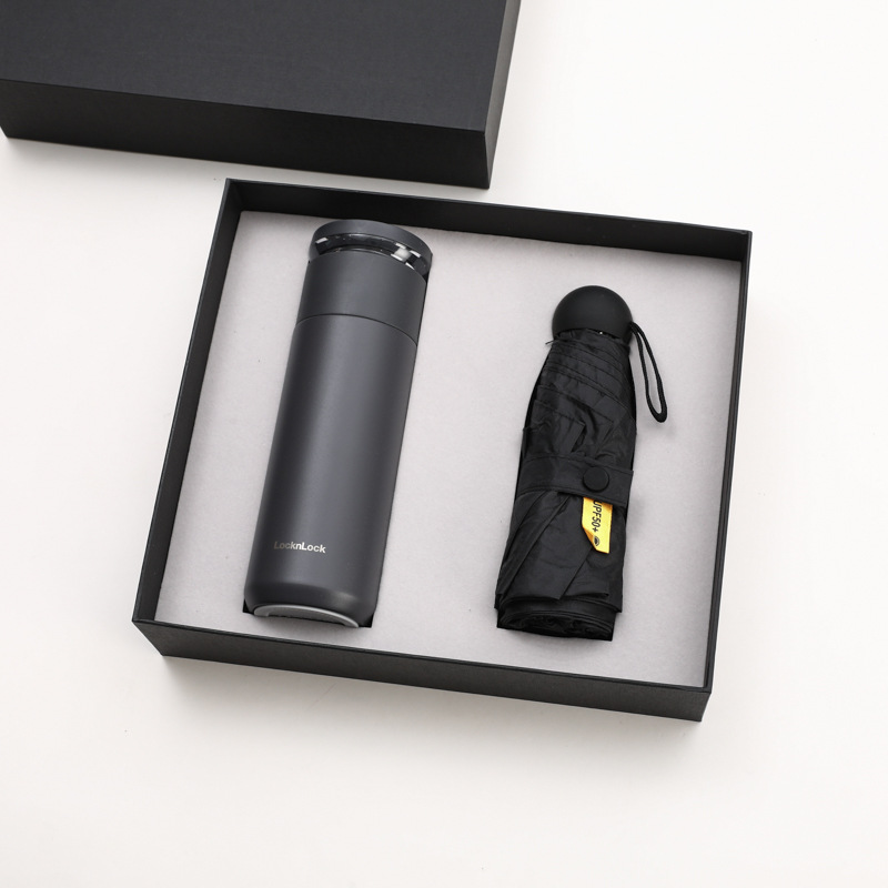 Tasse à verrouillage + parapluie noir