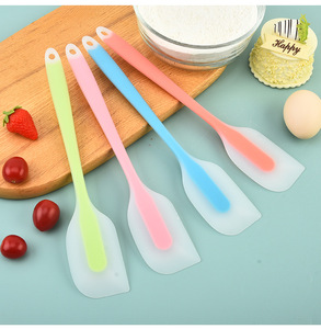Piccolo pezzo unico in <span class=keywords><strong>Silicone</strong></span> traslucido spatola strumento di cottura ad alta temperatura <span class=keywords><strong>per</strong></span> crema e <span class=keywords><strong>pasticceria</strong></span> - Product Image 5