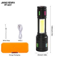 Lampe torche laser portable haute intensité en alliage d'aluminium, étanche, rechargeable par USB, avec une portée de plus de 400 mètres et une longue durée de vie de la batterie