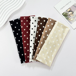 <span class=keywords><strong>Bandeau</strong></span> à pois <span class=keywords><strong>pour</strong></span> femmes, antidérapant, doux, élastique, bandeaux floraux, bandeaux en tissu doux à rayures <span class=keywords><strong>pour</strong></span> filles, bandeaux en forme de cœur - Product Image 1