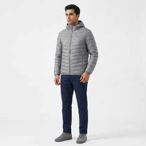 Veste matelassée d'hiver pour homme avec capuche amovible, épaisse et rembourrée en duvet - Product Image 1