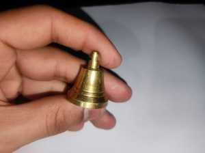 Campana colgante para decoración de templo, minicampana antigua de latón artesanal para Mandir, personalizada para el hogar - Product Image 3