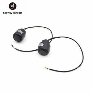 Remplacement du clignotant gauche/droit du <span class=keywords><strong>guidon</strong></span> du scooter électrique Ninebot par Segway G2 - Product Image 1
