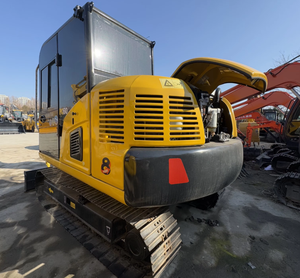 Excavatrice sur chenilles Komatsu PC60 d'occasion |   Moteur d'origine japonais |   Bon état de fonctionnement |   Mini-excavatrice de 6 tonnes à vendre - Product Image 4