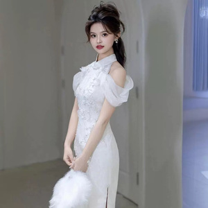 S2723l 2026 Mới Thời Trang Trắng Sườn Xám Ren Ăn Mặc Retro Đính Hôn Bánh Mì Nướng Ăn Mặc Nữ Mới Trung Quốc Phong Cách Cô Dâu Ăn Mặc - Product Image 1