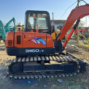 รถขุดตีนตะขาบไฮดรอลิก DH60-7มือสองราคาใหม่ - Product Image 3