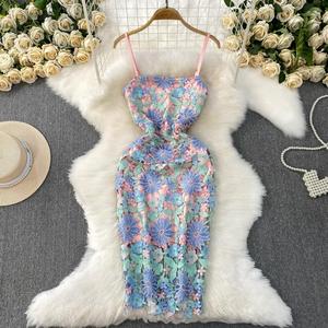 Elegante Abito Lungo Estivo <span class=keywords><strong>da</strong></span> <span class=keywords><strong>Donna</strong></span> in Pizzo Traforato con Spalline Sottili, Vestito a Sottoveste a Vita Alta Slim Fit per Vacanze o Abito <span class=keywords><strong>da</strong></span> Sposa - Product Image 2