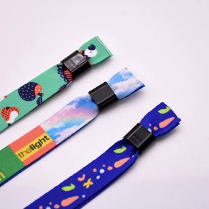 Bracelets promotionnels en polyester tissé, entièrement personnalisables, avec logo sur mesure pour entreprises et événements - Product Image 2